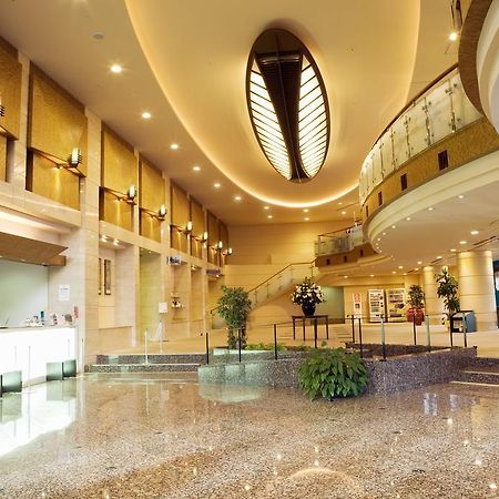 Wakayama Urban Hotel Экстерьер фото