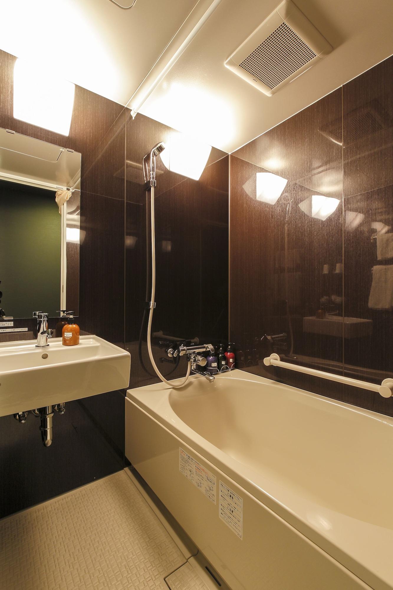 Wakayama Urban Hotel Экстерьер фото